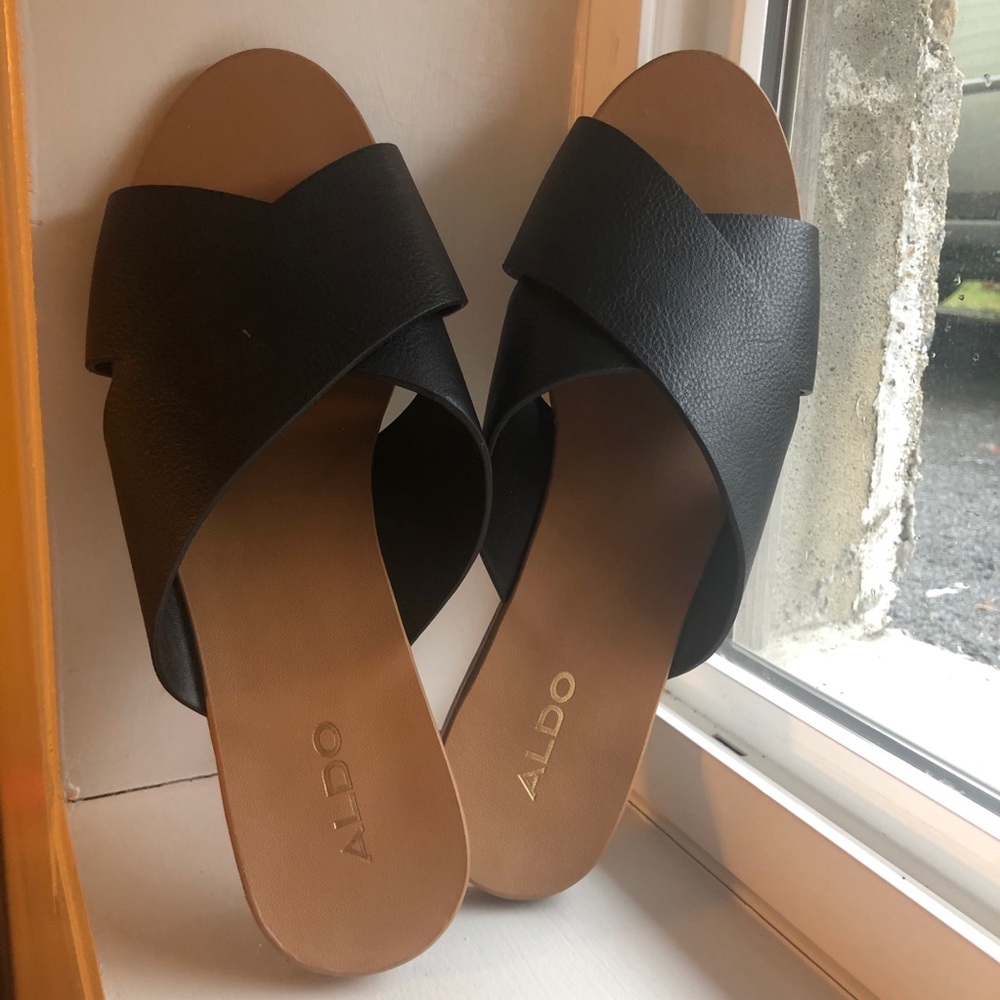 Aldo Sandals